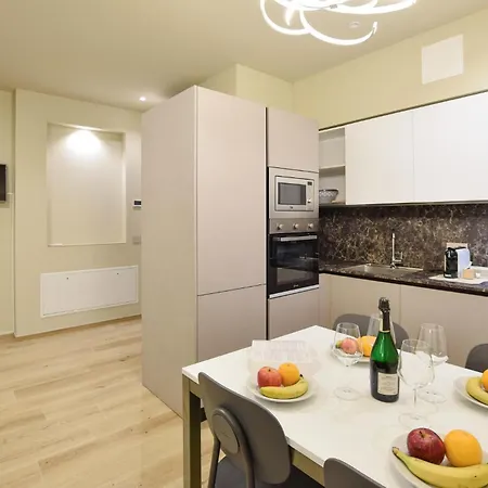 Schöne 2-zimmer-wohnung In * Premaor