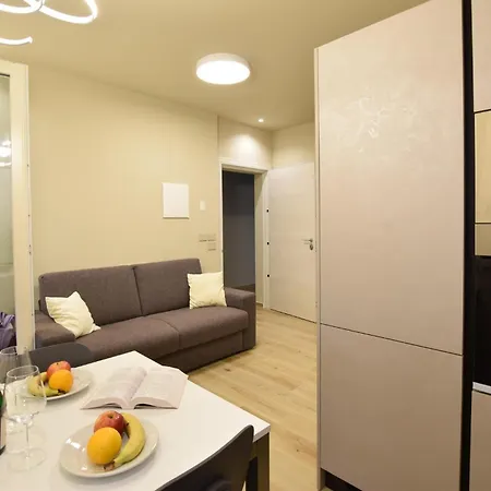 Διαμέρισμα 2 Bedroom Lovely In